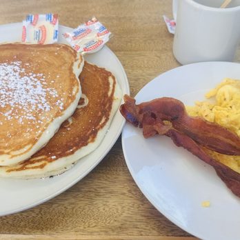 AM Goodness Cafe - Cafes Near Me - Vista, California