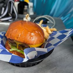 Elise's Eatery