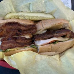 Mother Clucker Sandwich (no coleslaw)
