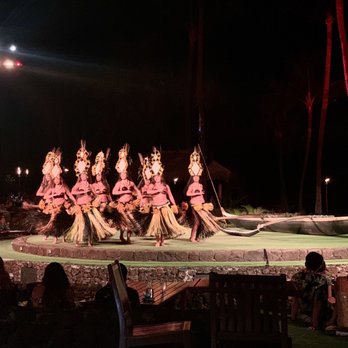 Old Lahaina Luau - The expected hula dancers - Performing Arts Near Me - Lahaina, Hawaii