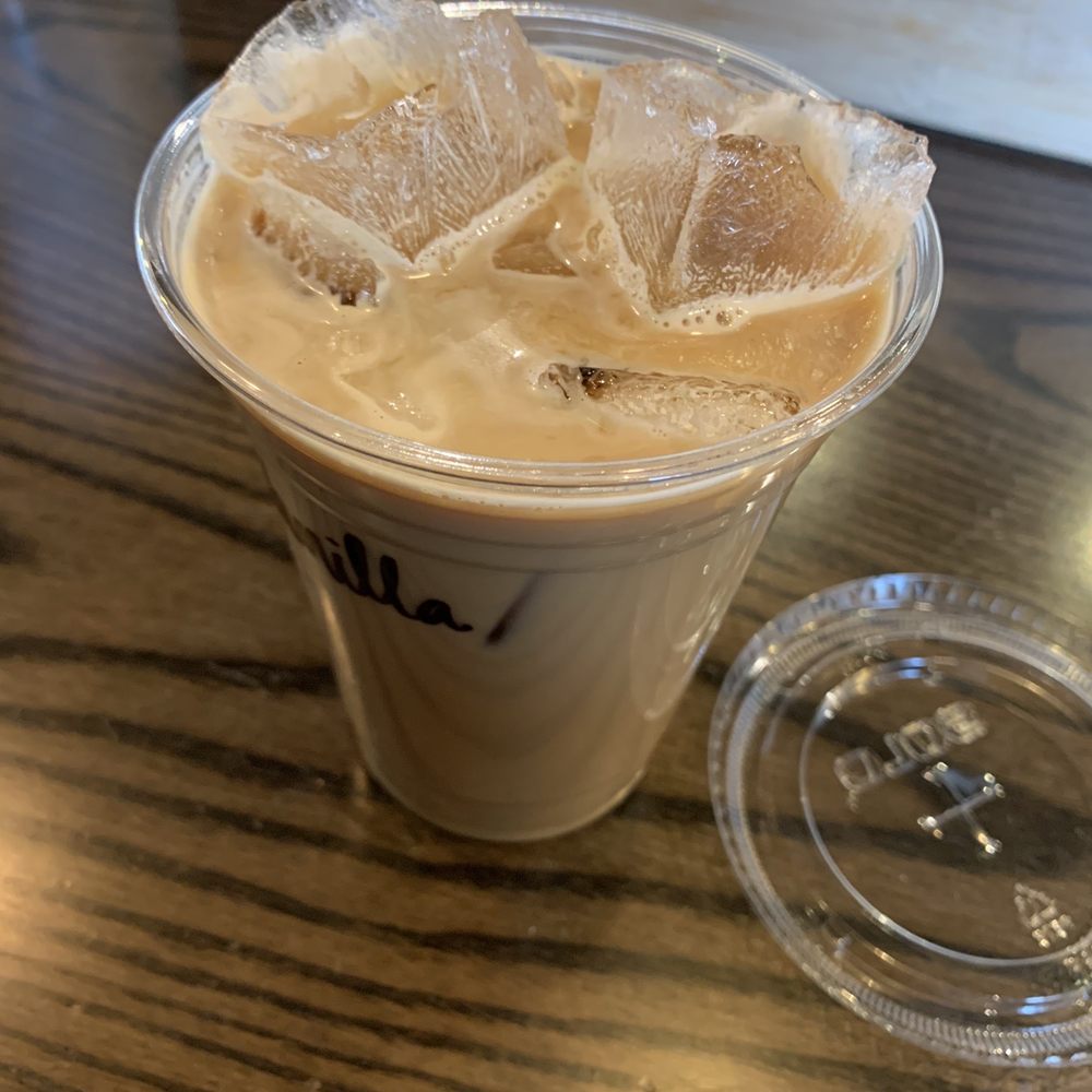 Ipsento 606 - Oat milk vanilla latte - Coffee & Tea Near Me - Chicago, Illinois Ipsento 606 - Oat milk vanilla latte - Coffee & Tea Near Me - Chicago, Illinois