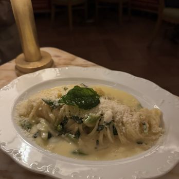 Mother Wolf - Lemon pasta, linguine al limone - Pizza Near Me - Las Vegas, Nevada Mother Wolf - Lemon pasta, linguine al limone - Pizza Near Me - Las Vegas, Nevada