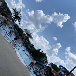 Bohrer Park At Summit Hall Farm - Pool