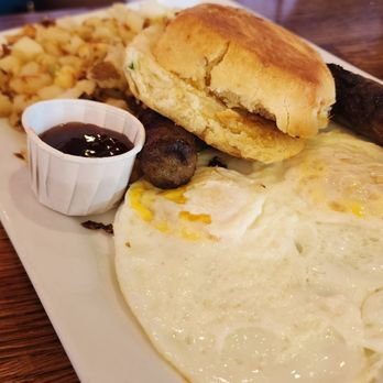 Over Easy - Glendale - Breakfast & Brunch Near Me - Glendale, Arizona