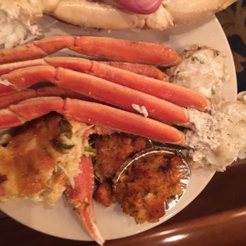 Captain George's Seafood Restaurant - Seafood Near Me - Kill Devil Hills, North Carolina
