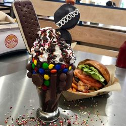 Funky Fries and Burgers - The shake was served exactly how advertised and pictures. You will not be disappointed