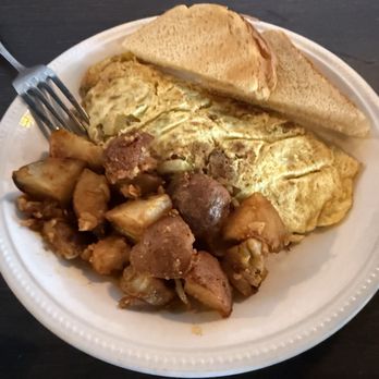 Estimes Cafe - Breakfast & Brunch Near Me - Colonia, New Jersey