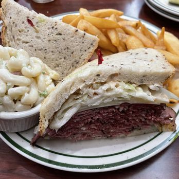 Brent's Deli - Number 13.. rival of Langer's #19 - Delis Near Me - Northridge, California
