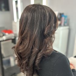 Le Feminin Beauty - Blowout by Lin