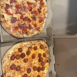 Spicy salami pizza & pepperoni pizza