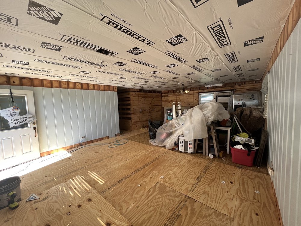 Slide of DL Construction & Restoration