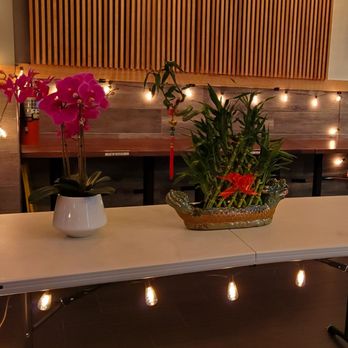 Ramen 101 - Decor - Hawaiian Near Me - Milpitas, California Ramen 101 - Decor - Hawaiian Near Me - Milpitas, California