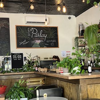 Parlay - Inside ! - New American Near Me - Sunset Park, New York