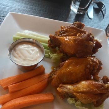Chat American Grill - Chicken Wings Dinner - New American Near Me - Scarsdale, New York Chat American Grill - Chicken Wings Dinner - New American Near Me - Scarsdale, New York