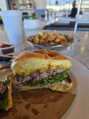 Haystack Burgers and Barley by null