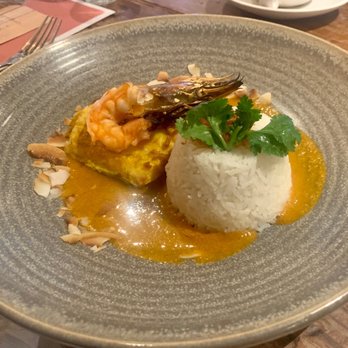 The British Queen - Malabar curry haddock fish and wild shrimp 18:95 pounds - Pubs Near Me - Orpington, XGL