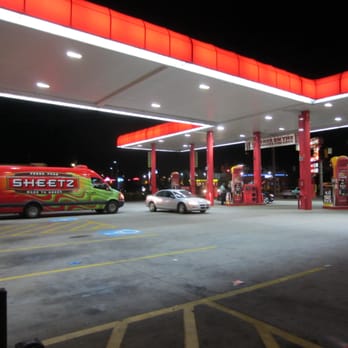 Sheetz - Outside. - Gas Stations Near Me - Greensboro, North Carolina