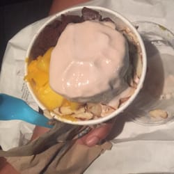 Yogen Früz