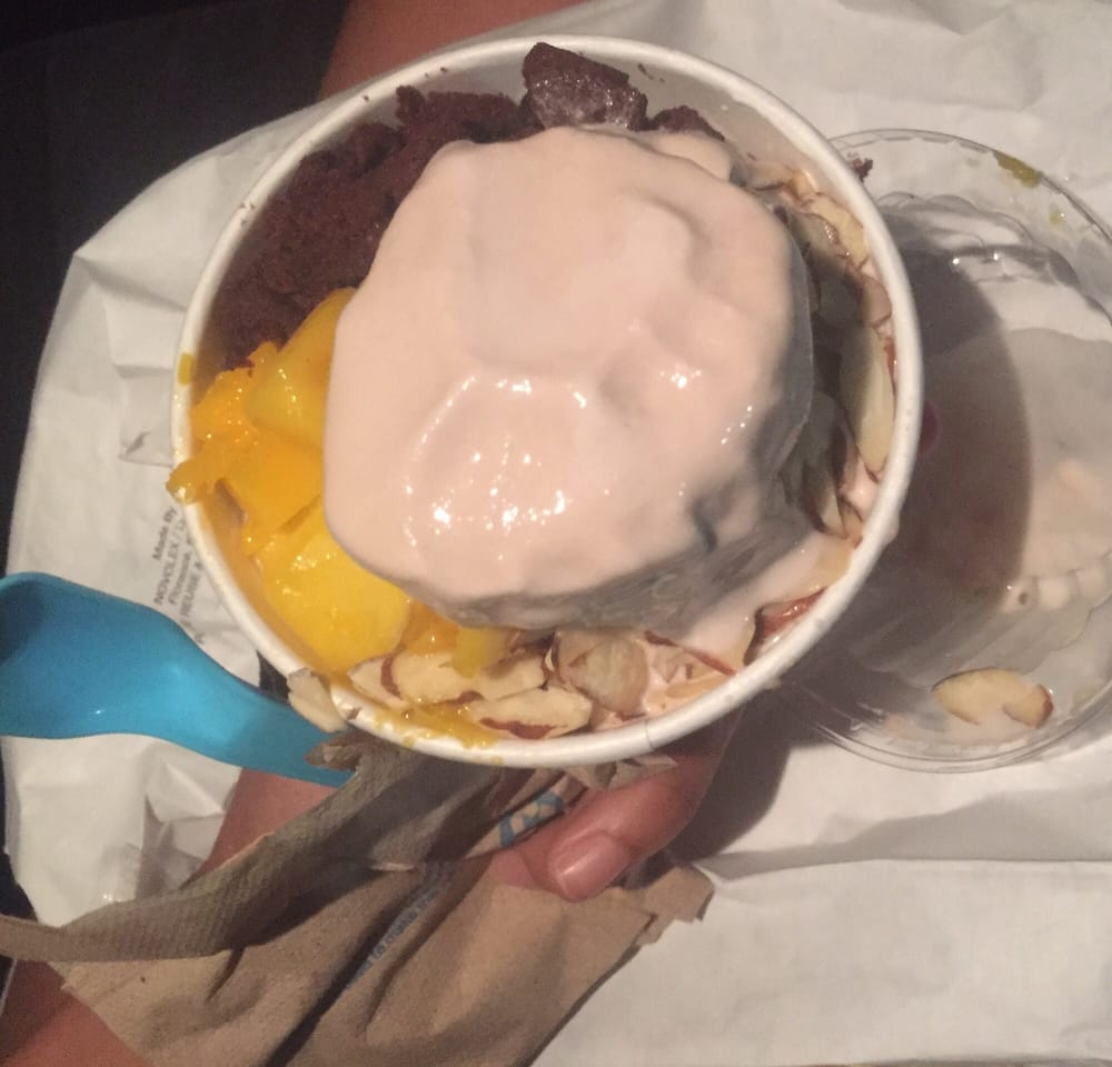 YOGEN FRÜZ Updated June 2024 Centro Comercial Punta del Este