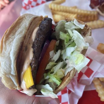 Star Burger - American Near Me - Mendota, California Star Burger - American Near Me - Mendota, California