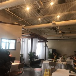Island Vybes Jerk Bar & Grill - Island grill