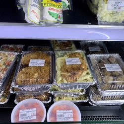 Monti Farms & Deli - Prepared food