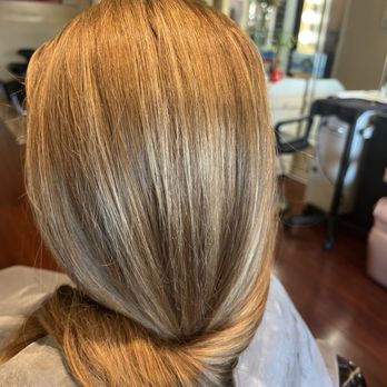 Lisa Li - Highlights by Lisa - Hair Stylists Near Me - Burlingame, California Lisa Li - Highlights by Lisa - Hair Stylists Near Me - Burlingame, California
