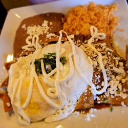 Chilaquiles red sauce