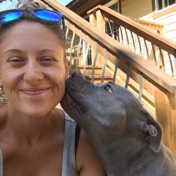 Central Oregon K9 Adventures - Macey loves kisses too! - Pet Sitting Near Me