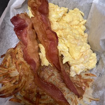 Cafe De Olla - American Near Me - Monrovia, California