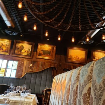 Le Moo - Steakhouses Near Me - Louisville, Kentucky Le Moo - Steakhouses Near Me - Louisville, Kentucky