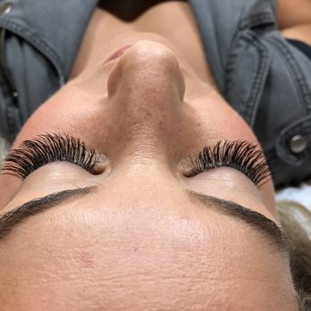 Flutter Lash Studio - Eyelash Service Near Me - Chicago, Illinois