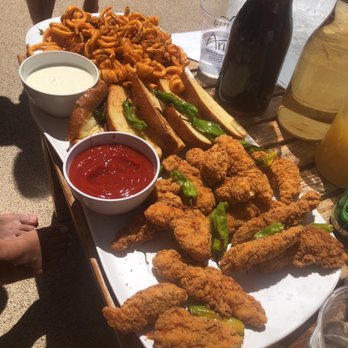 LIQUID Pool Lounge - Chicken platter - Swimming Pools Near Me - Las Vegas, Nevada LIQUID Pool Lounge - Chicken platter - Swimming Pools Near Me - Las Vegas, Nevada