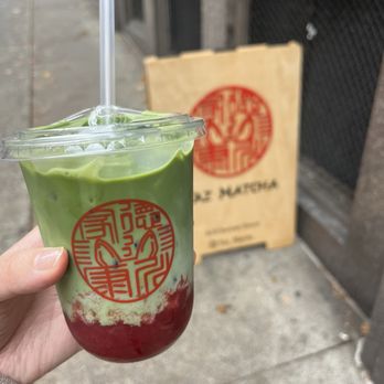 Taz Matcha - Strawberry matcha - Cafes Near Me - Seattle, Washington Taz Matcha - Strawberry matcha - Cafes Near Me - Seattle, Washington