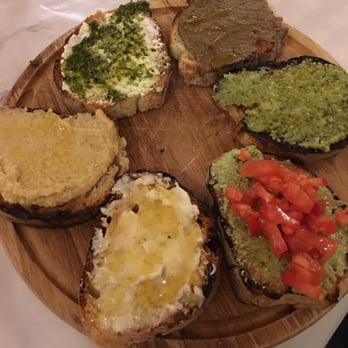 Dar Poeta - Mixed bruschetta a must get!! impressive and absolutely the best on Rome!! - Pizza Near Me - Rome, RM