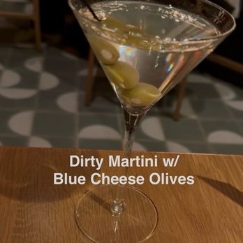 Capons Chophouse - Dirty Martini w/ Blue Cheese Olives - American Near Me - Hackensack, New Jersey