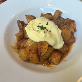 Aioli Bodega Espanola - Potatoes bravas - good spice - Spanish Near Me - Sacramento, California