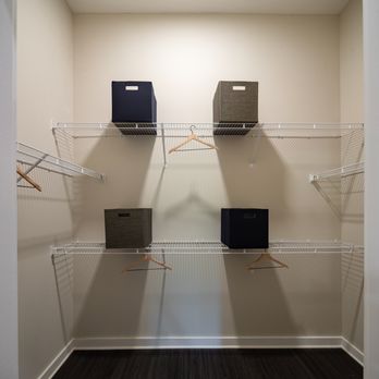 The Edison Sugarloaf - Large Walk-in closet - Apartments Near Me - Lawrenceville, Georgia The Edison Sugarloaf - Large Walk-in closet - Apartments Near Me - Lawrenceville, Georgia