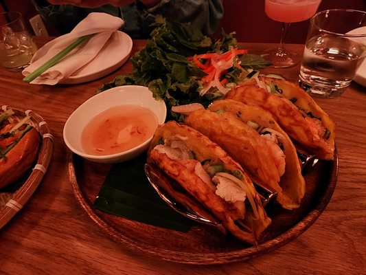 Miss Saigon Vietnamese Restaurant & Lounge by null