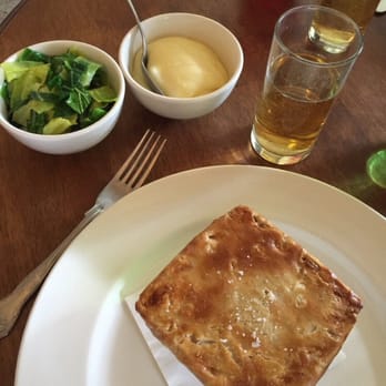 The Beehive - The Rabbit Pie - delicious! - British Near Me - Maidenhead, WNM The Beehive - The Rabbit Pie - delicious! - British Near Me - Maidenhead, WNM