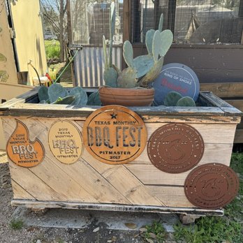 Micklethwait Craft Meats - Well deserved awards - Food Trucks Near Me - Austin, Texas Micklethwait Craft Meats - Well deserved awards - Food Trucks Near Me - Austin, Texas