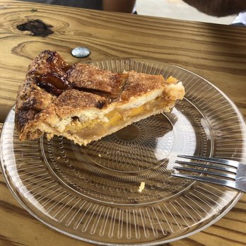 Wood's Chapel BBQ - Peach pie - Barbeque Near Me - Atlanta, Georgia