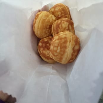 Emperor's Garden Cakes & Bakery - Hot off the presses cream puffs, yum! - Bakeries Near Me - Haymarket, NSW Emperor's Garden Cakes & Bakery - Hot off the presses cream puffs, yum! - Bakeries Near Me - Haymarket, NSW