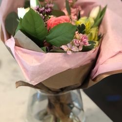 Hydrangea Bloom - These flowers are so beautiful! My mom was so happy to receive them fro her birthday. You can't go wrong with anything from here.