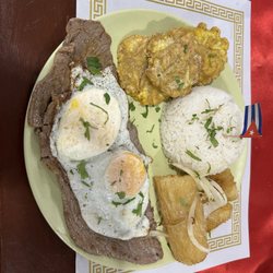 Cuba Libre Camaguey - Bistec al caballo