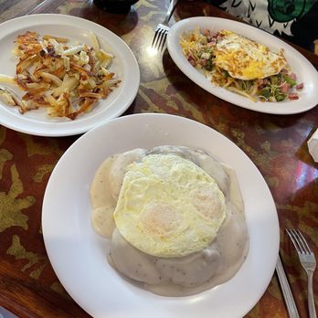 D's Breakfast & Burgers - Denver Skillet and Southern Skillet - Breakfast & Brunch Near Me - Palmetto, Florida D's Breakfast & Burgers - Denver Skillet and Southern Skillet - Breakfast & Brunch Near Me - Palmetto, Florida