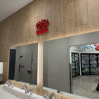 Snak Run - restrooms ! clean ! - Convenience Stores Near Me - Santa Clarita, California Snak Run - restrooms ! clean ! - Convenience Stores Near Me - Santa Clarita, California
