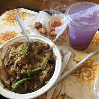 Sup Thai Kitchen  - Beef pad see ew noodle ( lunch special), shrimp Fried Crab Dumplings, Sup Lychee Lemonade - Thai Near Me - Fresh Meadows, New York