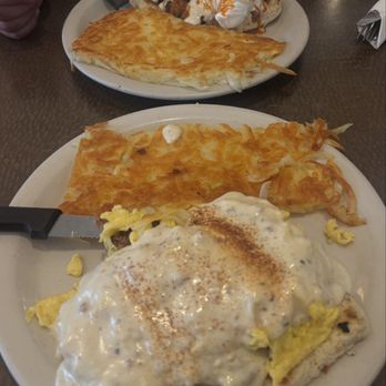 Bill's Cafe - Scramble & Fried Chicken Benedict - Breakfast & Brunch Near Me - San Jose, California