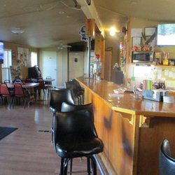 Eagles Foe - Front area. Large patio out back...